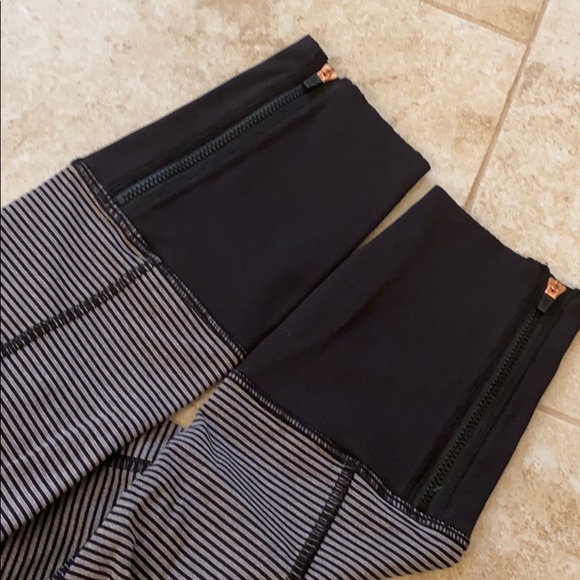 Lululemon Runday Crop *RARE* - Picture 5 of 10